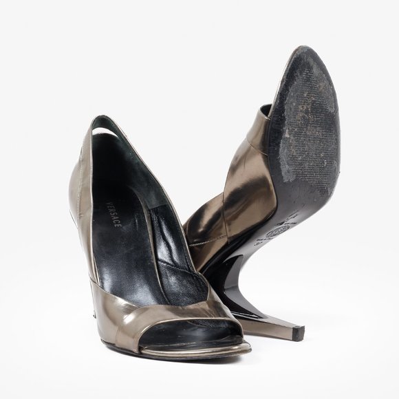 Versace Silver Metallic Sandals - Picture 5 of 10